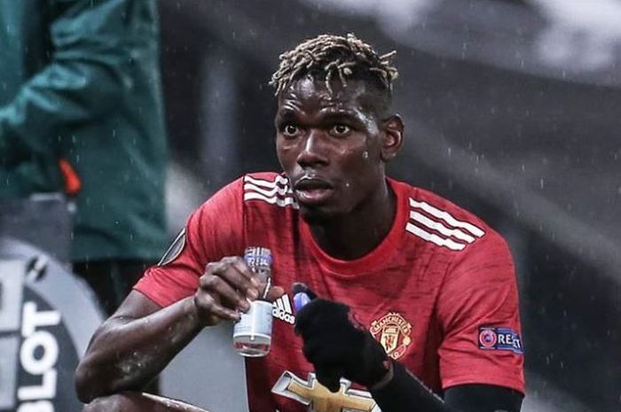 Momen saat Manchester United takut kehilangan Paul Pogba. (TWITTERCOM/MOHSINSAYYADSA3)
