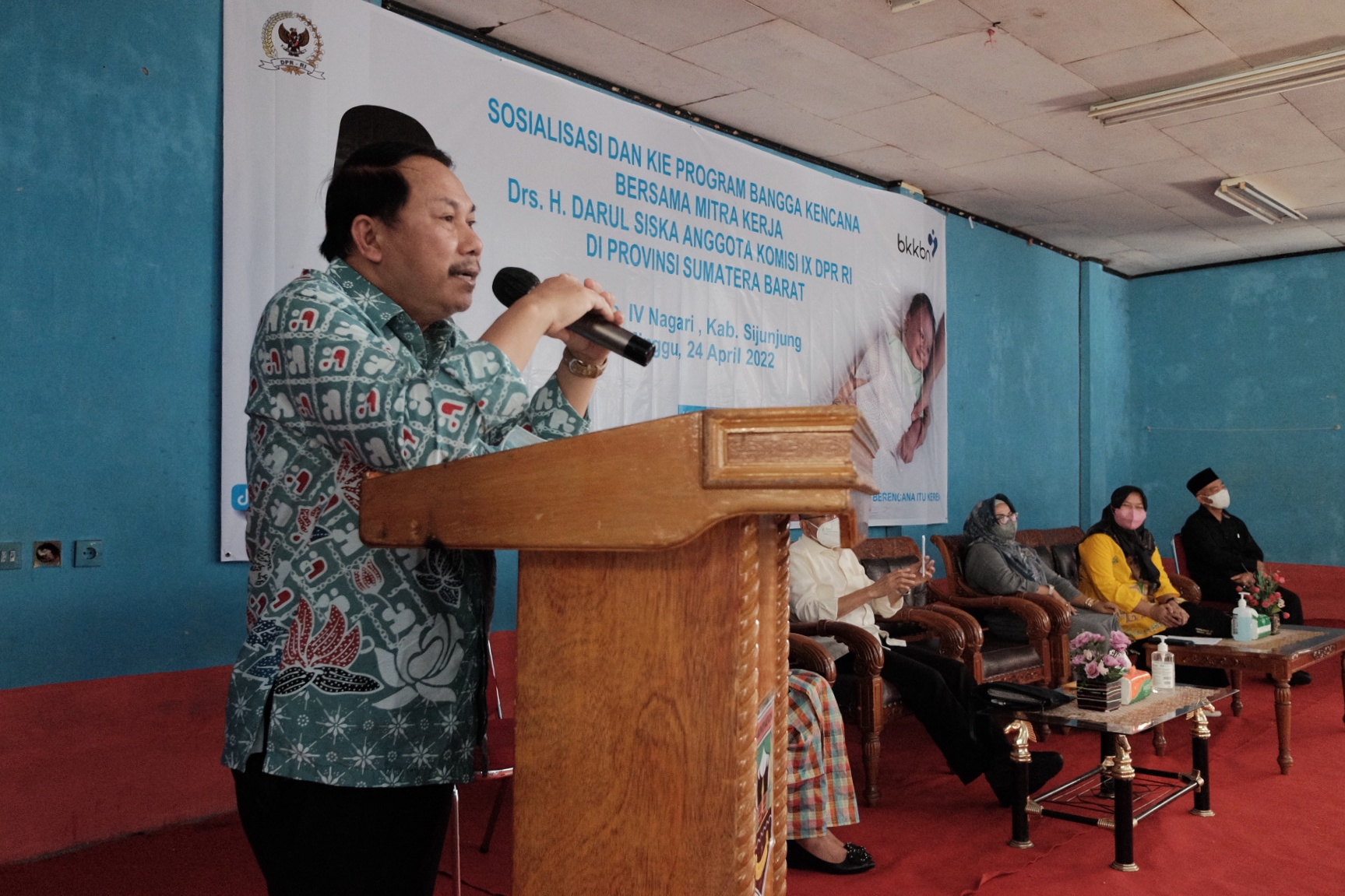 Badan Kependudukan dan Keluarga Berencana Pusat, Sumatera Barat sosialisasi dan KIE Program Bangga Kencana IV Nagari, Sijunjung, Sumbar.