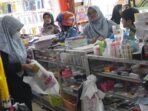 Tahun Ajaran Baru 2023-2024, Omzet Toko Buku Meningkat di Padang Panjang