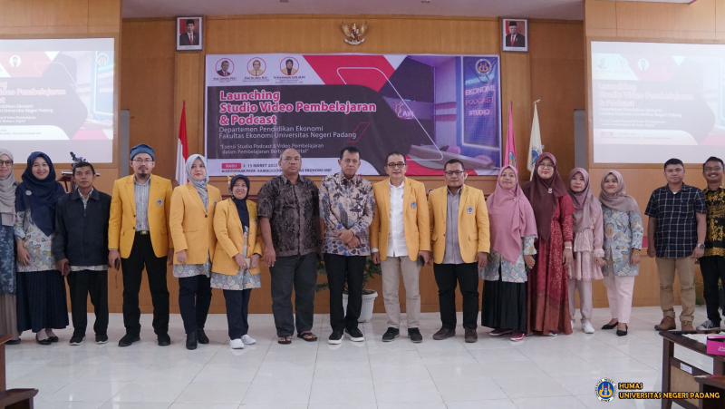 Universitas Negeri Padang Launching Studio Pembelajaran dan Podcast Pendidikan Ekonomi FE UNP