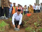 Peletakan Batu Pertama SMK Kesehatan Akabiluru, Gubernur Mahyeldi Ansharullah Minta Kualitas Lulusan Kejuruan Dipacu