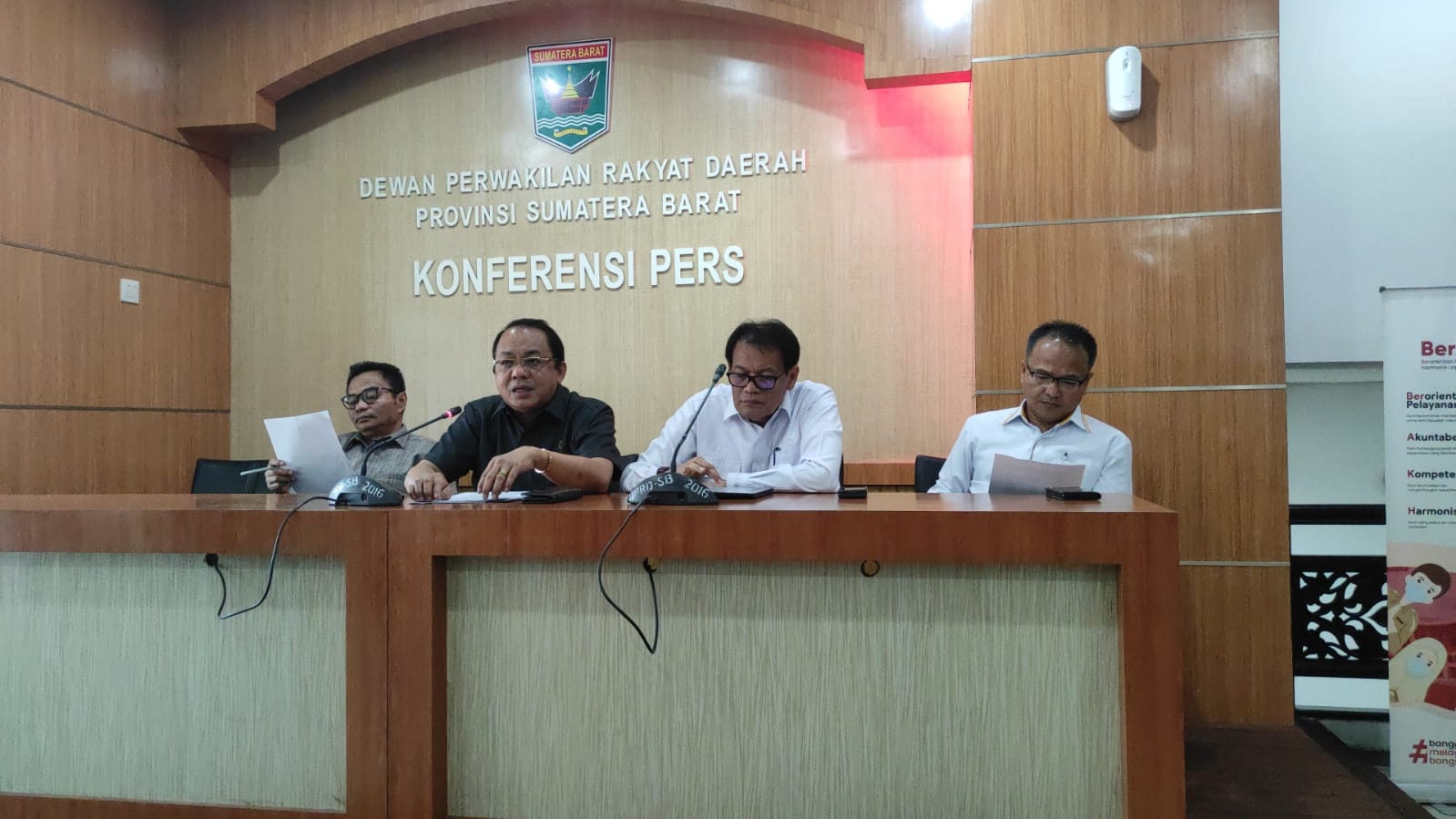 DPRD Sumbar Klarifikasi Terkait Penolakan Konversi Bank Nagari
