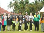 Car Free Day di Pauh Duo, Bupati Khairunas Serahkan Bantuan Pangan dari Baznas Car Free Day di Pauh Duo, Bupati Khairunas Serahkan Bantuan Pangan dari Baznas