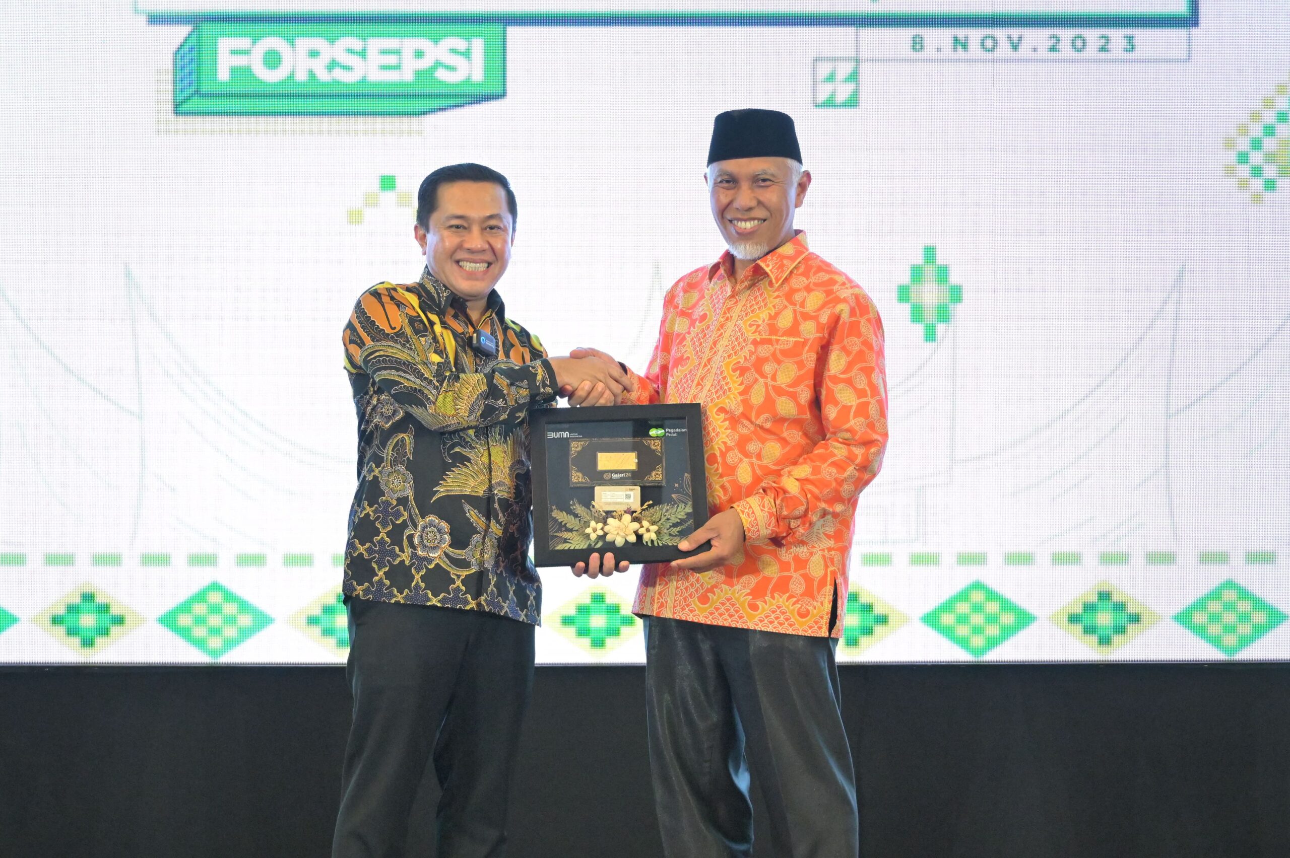 Gubernur Mahyeldi Ansharullah Apresiasi Komitmen PT. Pegadaian dan Forsepsi Menjaga Lingkungan lewat Pengelolaan Sampah