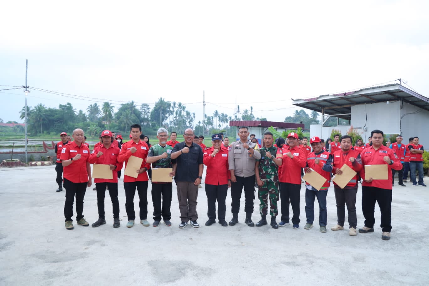 Ketua DPRD Sumbar Supardi katakan, Sumbangsih Relawan Tidak Perlu Diragukan Dalam Pertolongan Kemanusiaan.