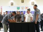 22 Dihadiri Pj Sekdako Winarno, Pengurus Komite Olahraga Nasional Indonesia (KONI) Kota Padang Panjang periode 2023-2027 Dilantik