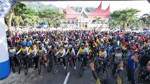 Berhadiah Avanza dan Belasan Sepeda Motor, Empat Ribuan Pesepeda Bakal Ikuti Gowes di Solok Selatan.