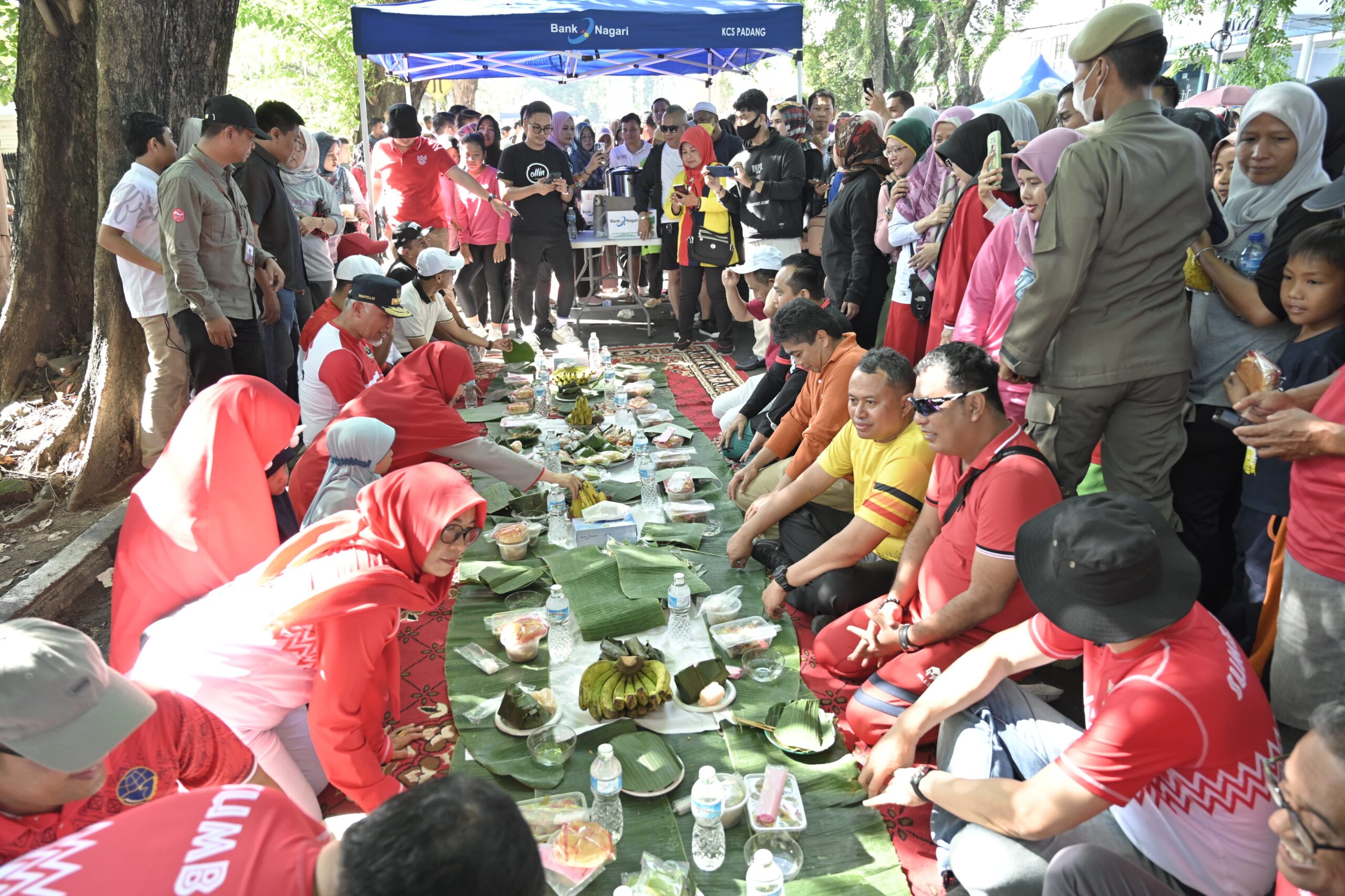 Semarak Makan Balanjuang Bersama Gubernur Mahyeldi Cfd Perdana 2024 20