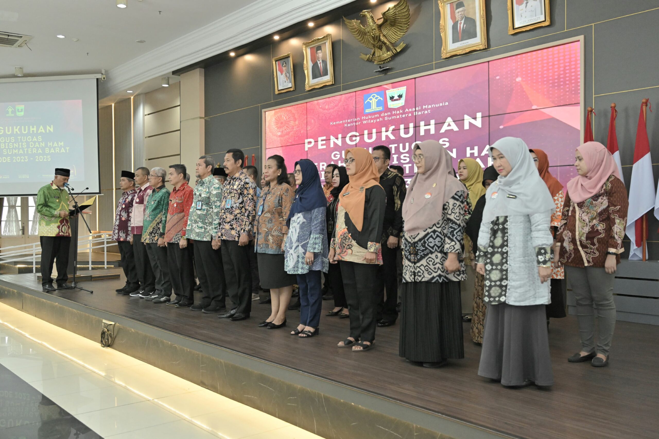 Pelantikkan GTD-BHAM Sumbar, Gubernur Mahyeldi Minta Dunia Usaha Makin Peduli Penerapan HAM