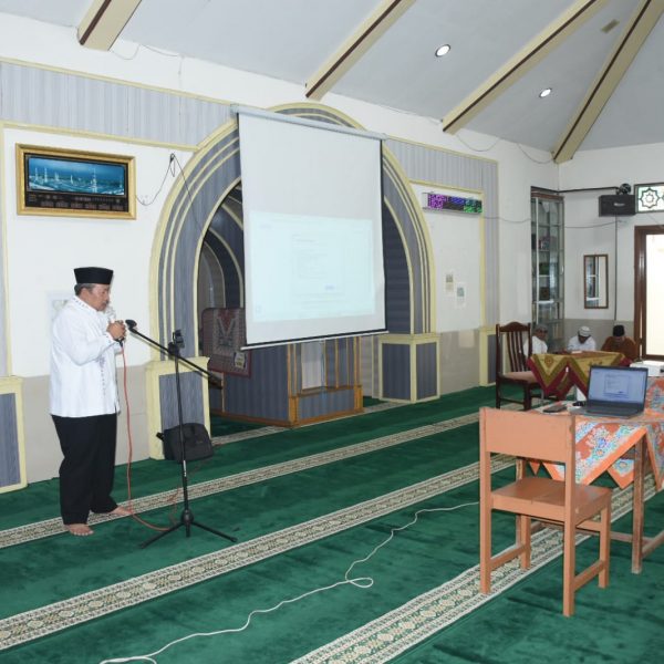 Bupati Agam Andri Warman Wirid Pengajian Grup Tarak Tacin Alumni SMAN 1 Bukittinggi