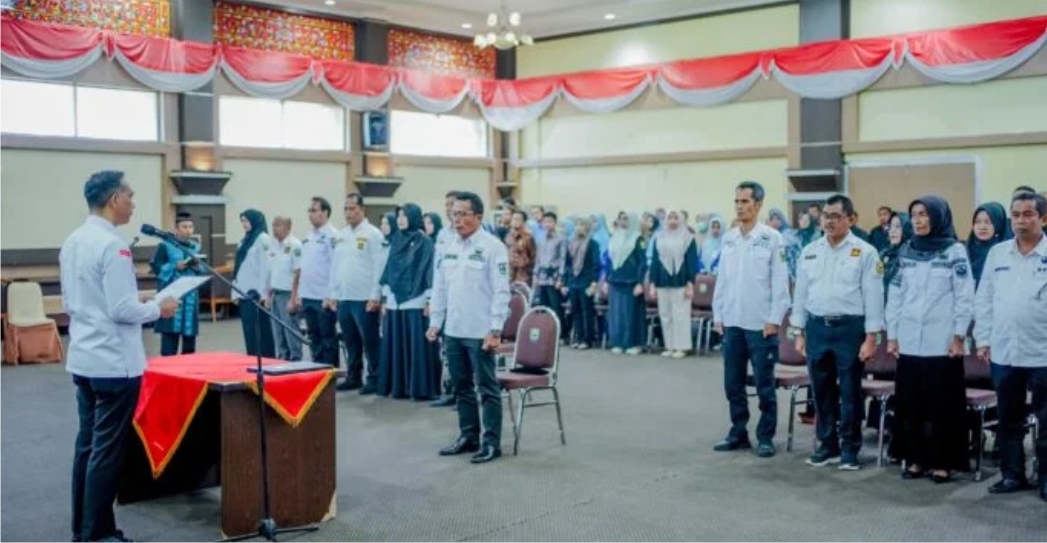 Pelantikan dan Pengambilan Sumpah Pejabat Struktural Pemkab Solok