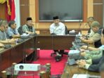 Cara Gubernur Sumbar Mahyeldi Ansharullah Atasi Bencana Lahar Dingin Marapi