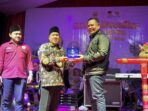 Epyardi Asda Membuka Resmi Rakernas Sulit Air Sepakat dan Konferensi Ikatan Pemuda Pelajar Sulit Air ke-32 Epyardi Asda Membuka Resmi Rakernas Sulit Air Sepakat dan Konferensi Ikatan Pemuda Pelajar Sulit Air ke-32