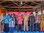 Ketua TP-PKK Kab. Solok Hj. Emiko Epyardi Asda dan Asisten I Drs. Syahrial Hadir Penilaian Kampung Keluarga Berkualitas Tingkat Provinsi Sumatera Barat Tahun 2024.