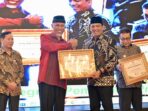 Padang Panjang Raih Penghargaan Akses Sanitasi Layak Nomor Satu di Sumbar Padang Panjang Raih Penghargaan Akses Sanitasi Layak Nomor Satu di Sumbar