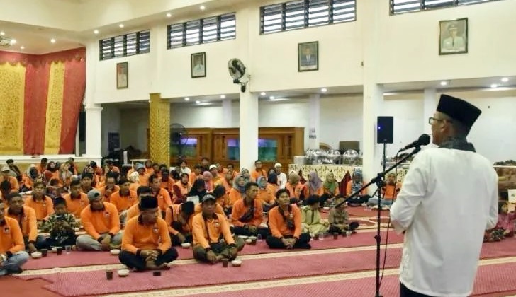 Wali Kota Padang beri Insentif 12 Bulan Penuh Perhatikan Kesejahteraan Petugas Kebersihan