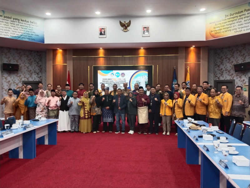 Rektor UNP Prof. Ganefri Narasumber FGD PTN Pendamping Tranformasi UMRAH Menuju PTN BLU