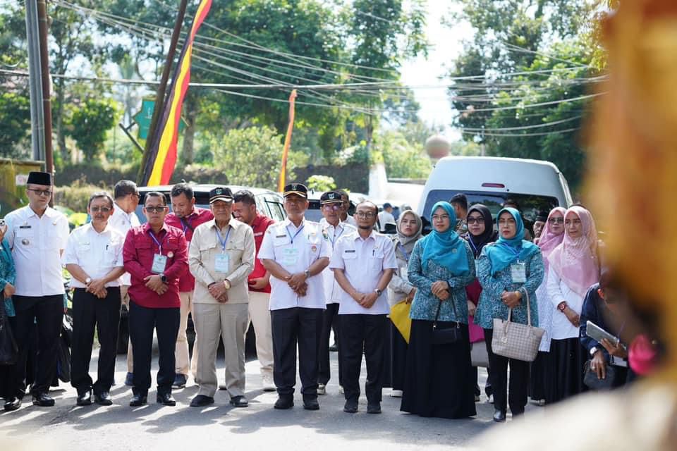 Nominator Tiga Besar di Tingkat Provinsi, Tim Kelurahan Berprestasi Menilai Koto Panjang