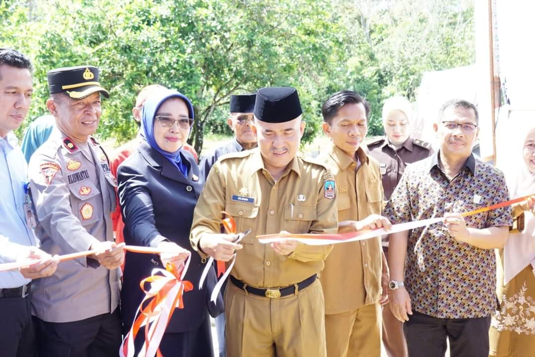Bupati Sutan Riska Buka Acara Adhyaksa Fair Kejaksaan Negeri Dharmasraya