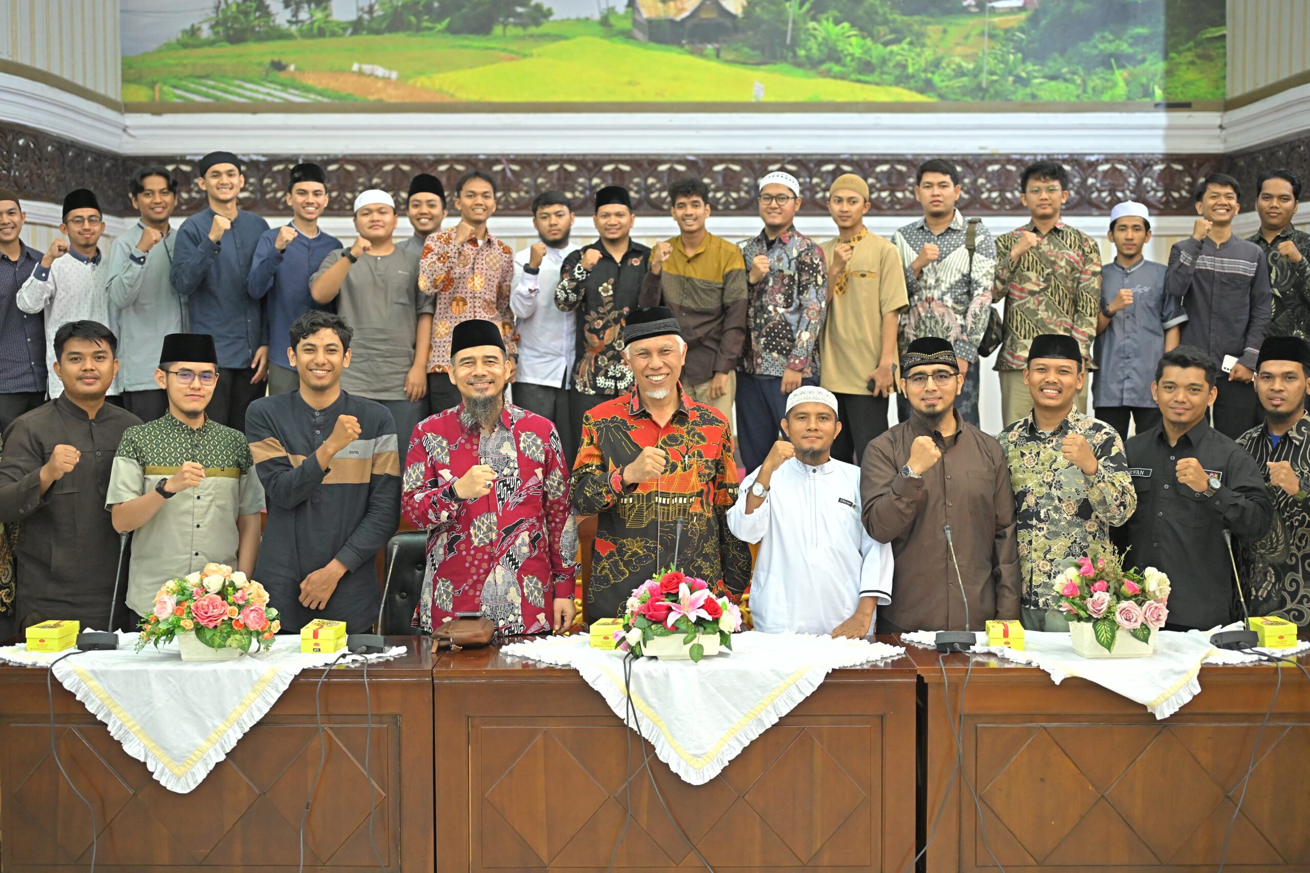 Gubernur Mahyeldi Ansharullah Sambut Baik Program Ekspedisi Dakwah yang Digelar FKMM di Mentawai