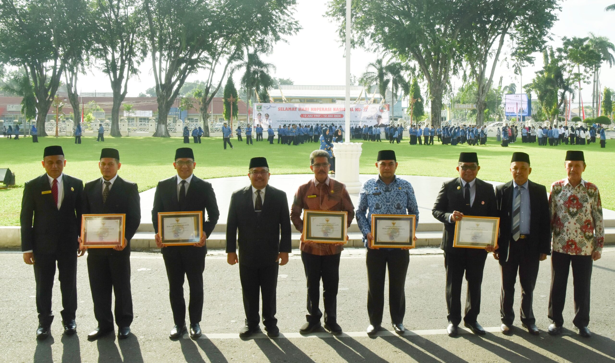 Padang Panjang Terima Penghargaan Koperasi dan Jambore PKK
