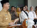 Pemerintah Kabupaten Solok Selatan 44 Orang Kader PKK, Khairunas, Semoga Bawa Prestasi Pemerintah Kabupaten Solok Selatan 44 Orang Kader PKK, Khairunas : Semoga Bawa Prestasi