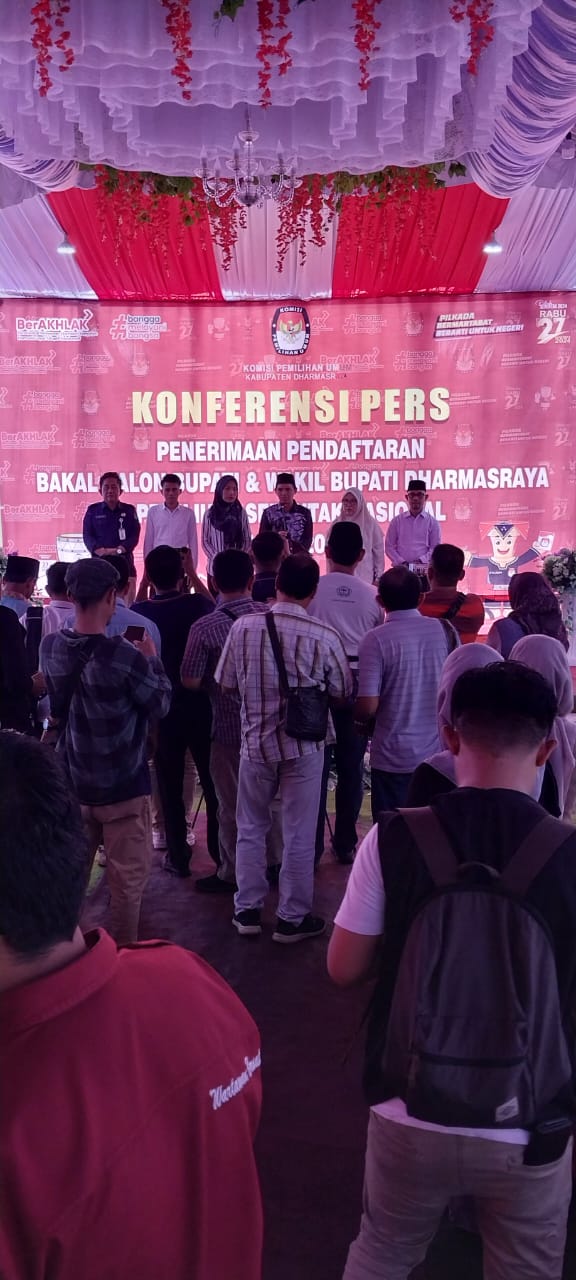 Hari Pertama Pendaftaran Pemilihan Kepala Daerah Dharmasraya Nihil Paslon
