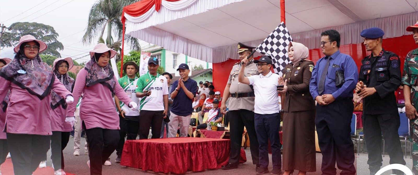 Lomba Gerak Jalan Meriahkan Perayaan HUT RI ke-79