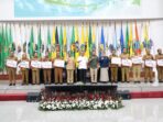 Pemerintah Kota Padang Panjang Berhasil Kendalikan Inflasi, Mendagri Tito Serahkan DIF Rp5,4 Miliar ke Sonny Budaya Putra Pemerintah Kota Padang Panjang Berhasil Kendalikan Inflasi, Mendagri Tito Serahkan DIF Rp5,4 Miliar ke Sonny Budaya Putra