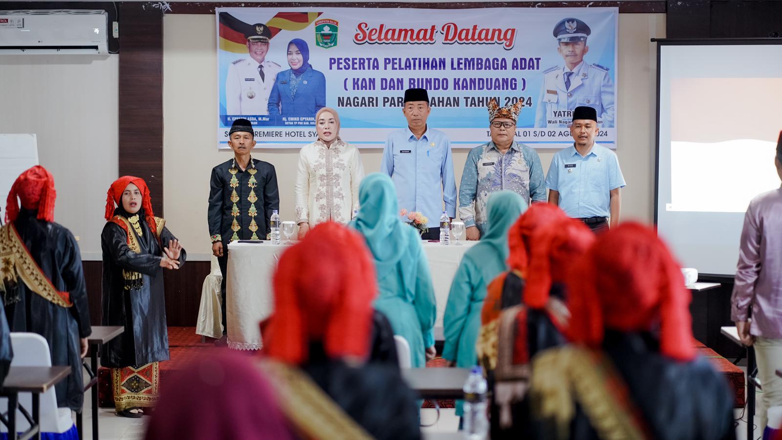 Pemerintah Nagari Gelar Pelatihan Lembaga Adat (KAN dan Bundo Kanduang) Nagari Parambahan Tahun 2024