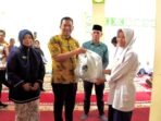 Pemko Padang Panjang Berikan Bantuan Seragam dan Perlengkapan Sekolah Pemko Padang Panjang Berikan Bantuan Seragam dan Perlengkapan Sekolah