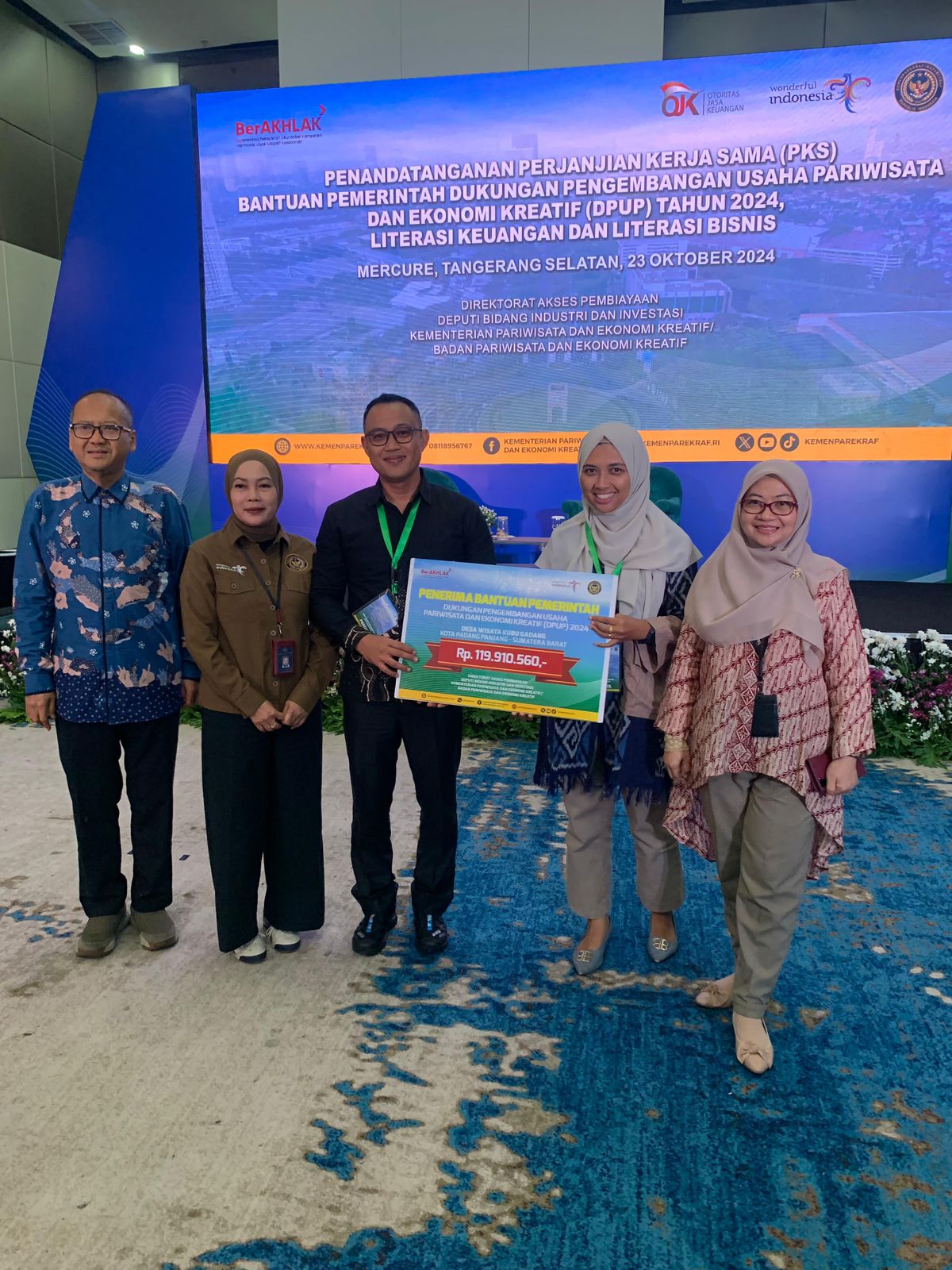 Desa Wisata Kubu Gadang Terima Bantuan Dukungan Pengembangan Usaha Pariwisata dan Ekonomi Kreatif dari Kemenparekraf