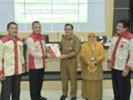 Konferwil Perhiptani IV Sumbar, Pj Sekda Yozarwardi Usama Putra Sebut Peran Petani Sangat Penting dalam Mewujudkan Swasembada Konferwil Perhiptani IV Sumbar, Pj Sekda Yozarwardi Usama Putra Sebut Peran Petani Sangat Penting dalam Mewujudkan Swasembada
