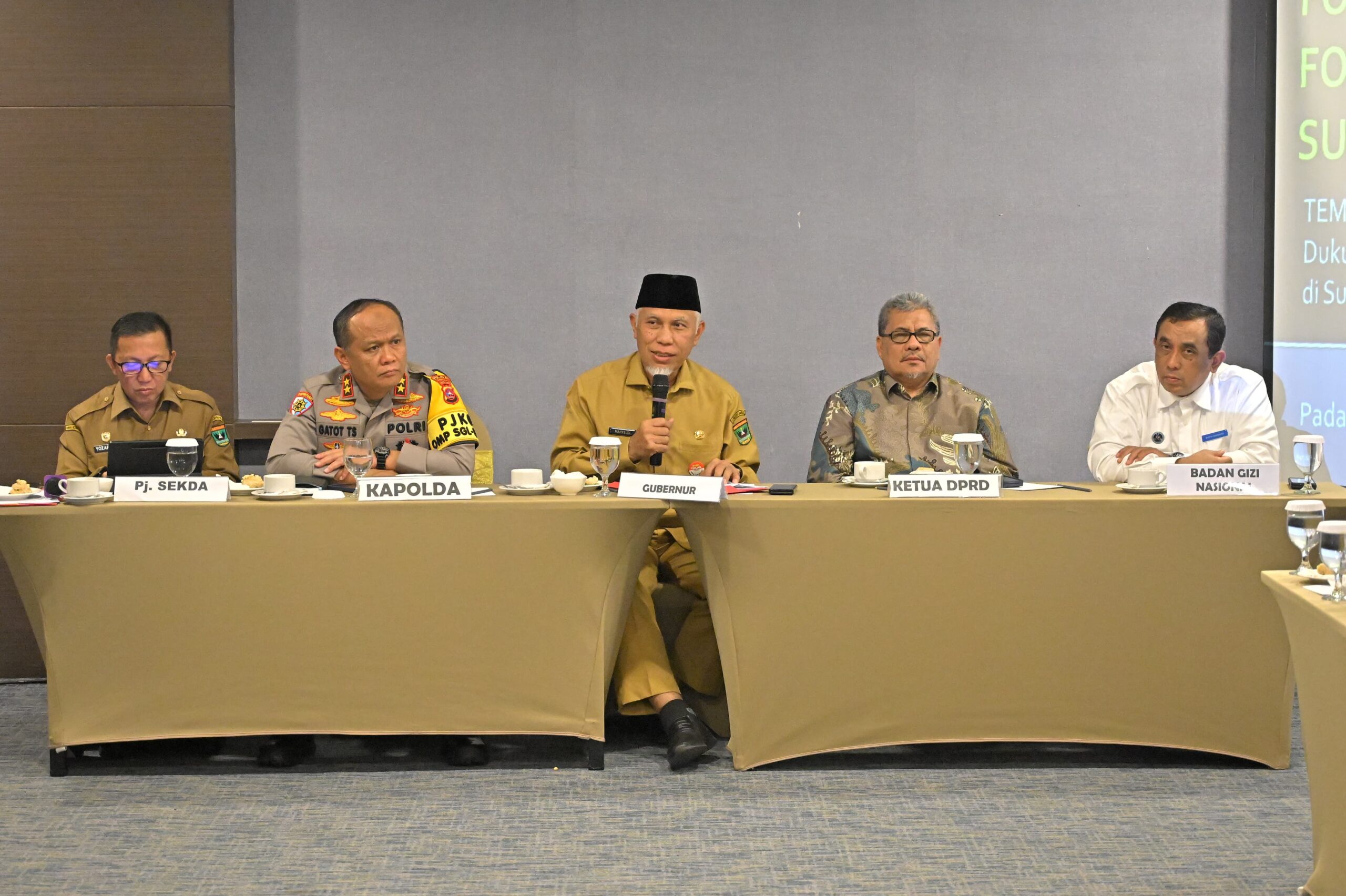Diskusi Intens dengan Badan Gizi dan Forkopimda, Gubernur Mahyeldi Ansharullah Berkomitmen Sukseskan Makan Bergizi Gratis di Sumbar