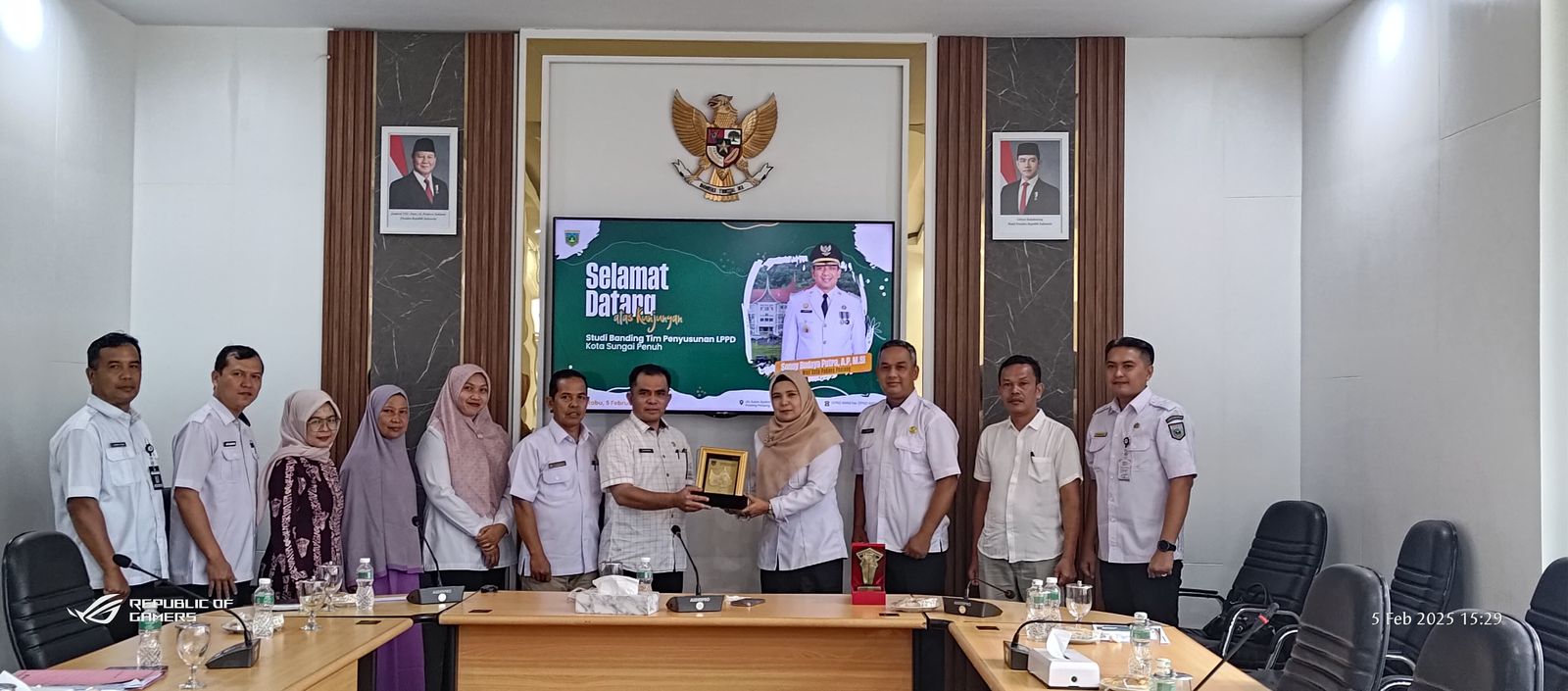 Tim Penyusunan LPPD Sungai Penuh Studi Banding ke Padang Panjang