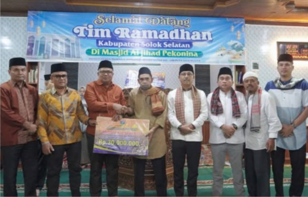 Bupati Solok Selatan Khairunas Puji Pekonina