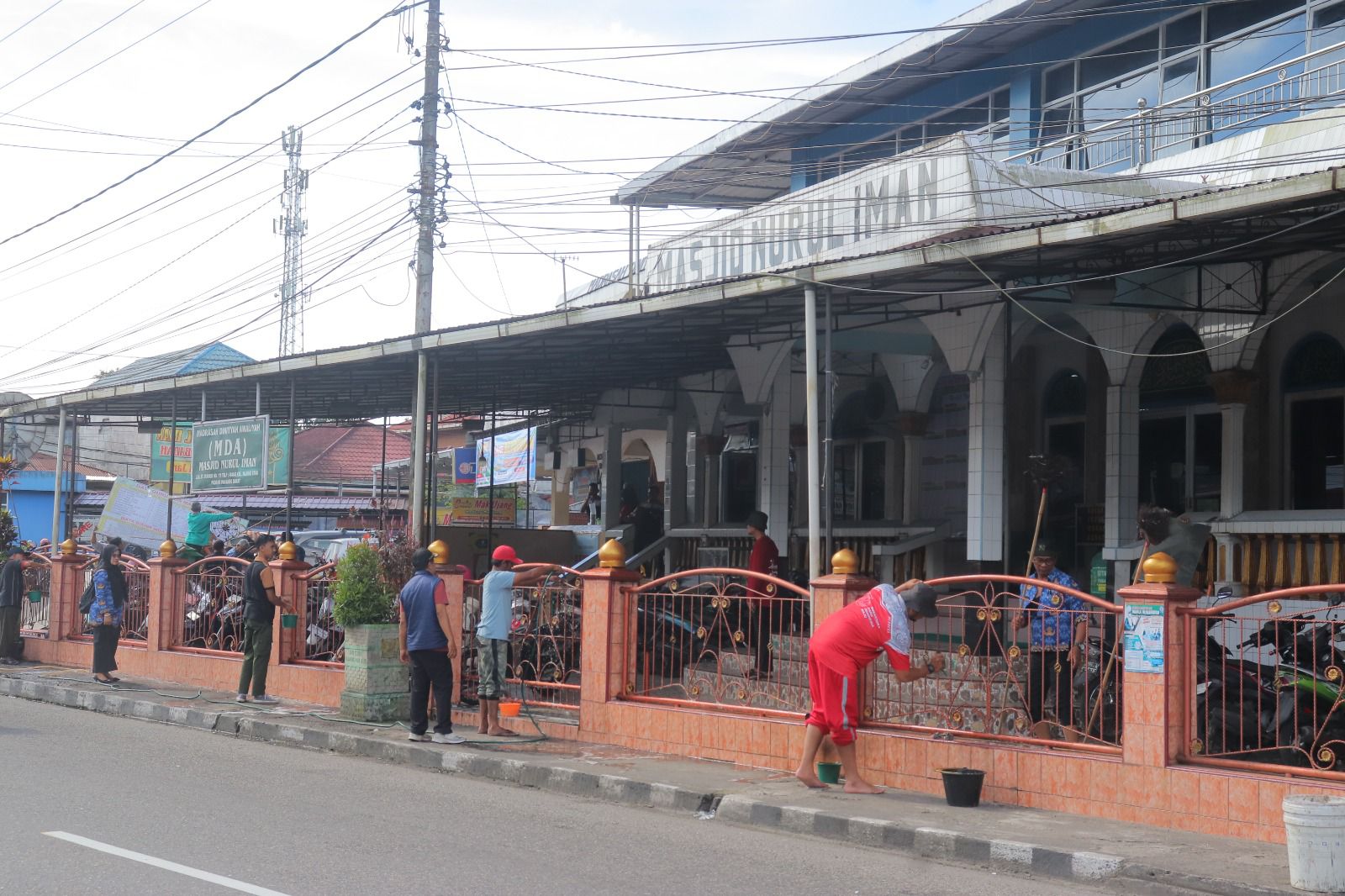 Kecamatan Padang Panjang Barat Gelar Program Jersi di Masjid Nurul Iman