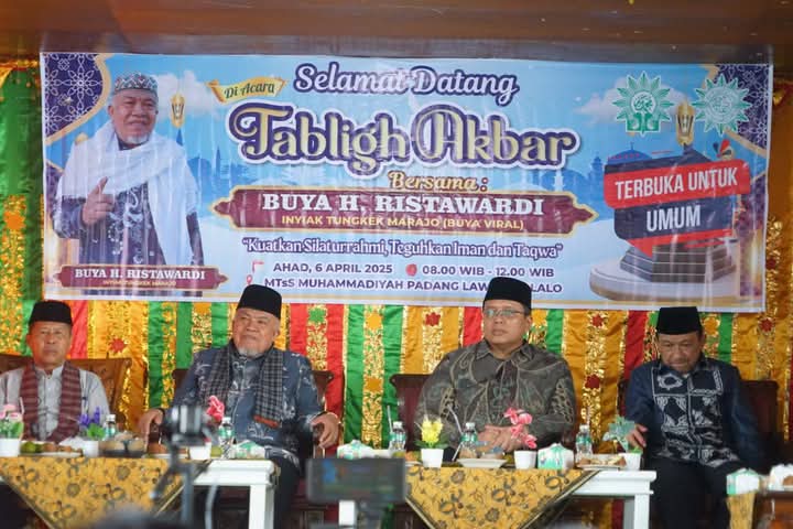 Wakil Bupati Tanah Datar Ahmad Fadly Hadiri Tabligh Akbar Muhammadiyah Batipuh Selatan