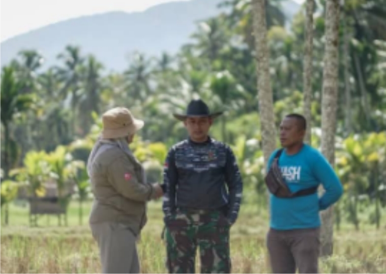 Masyarakat dan Lantamal II Padang Bahu Membahu Perbaiki Irigasi Wujudkan Ketahanan Pangan di Solok Selatan