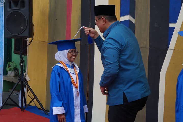 Wakil Bupati Tanah Datar Ahmad Fadly Hadiri Wisuda Tahfidz Al-Quran ke XII Pondok Pesantren Thawalib Tanjung Limau