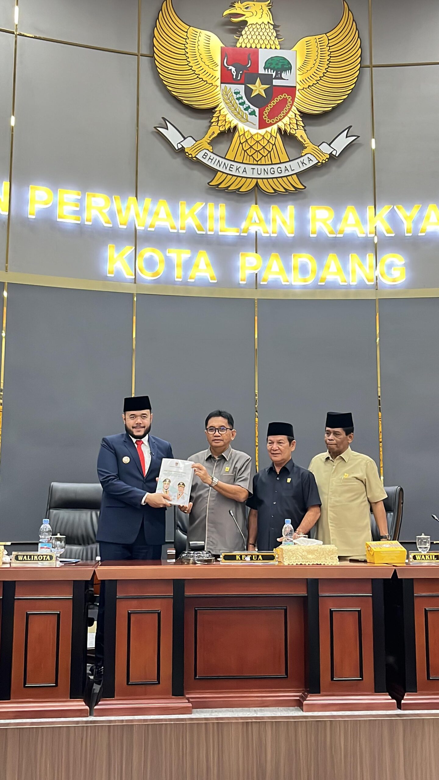 DPRD Kota Padang Gelar Rapat Paripurna Walikota Sampaikan Ranperda RPJMD 2025-2029