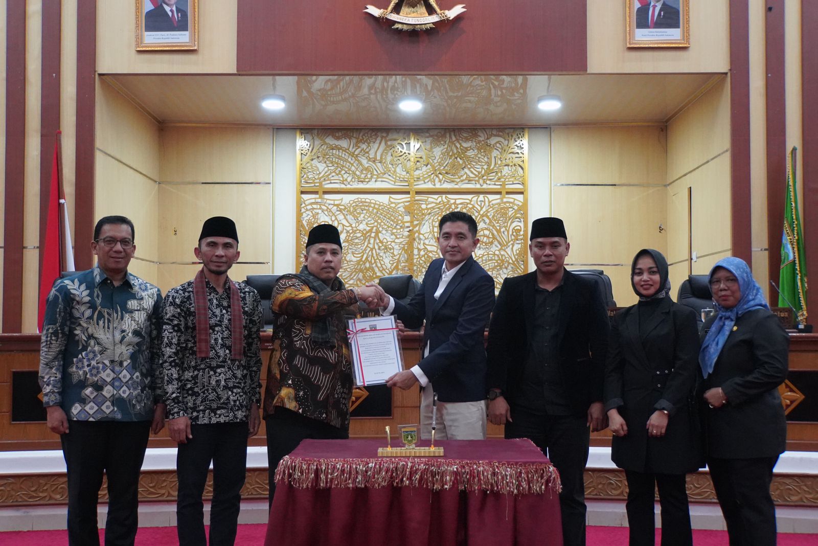 DPRD Padang Panjang Sahkan Perda Pertanggungjawaban Pelaksanaan APBD 2024