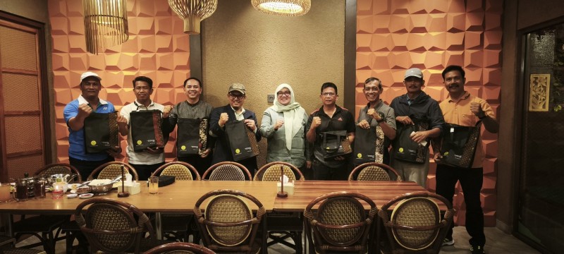 Dekan FIK UNP Prof. Nurul Ihsan Diberi Amanah Sebagai Ketua Forum Dekan Fakultas Ilmu Keolahragaan Se-Indonesia Periode 2025-2028