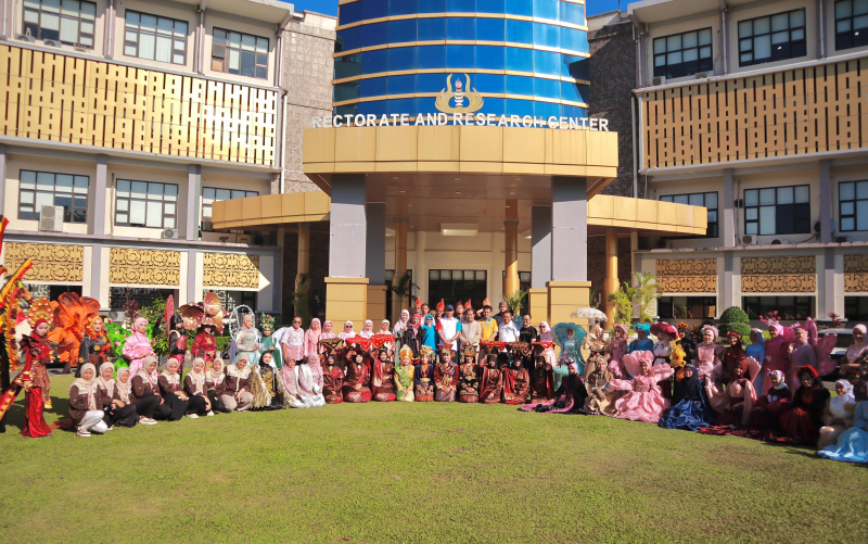 Gala Show 2025 Meriah, Perpaduan Fesyen dan Budaya dalam Nuansa Fashion Carnaval