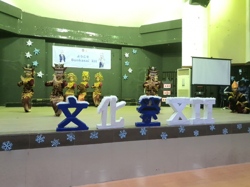 Rektor Buka Bunkasai XII Universitas Negeri Padang Fakultas Bahasa dan Seni