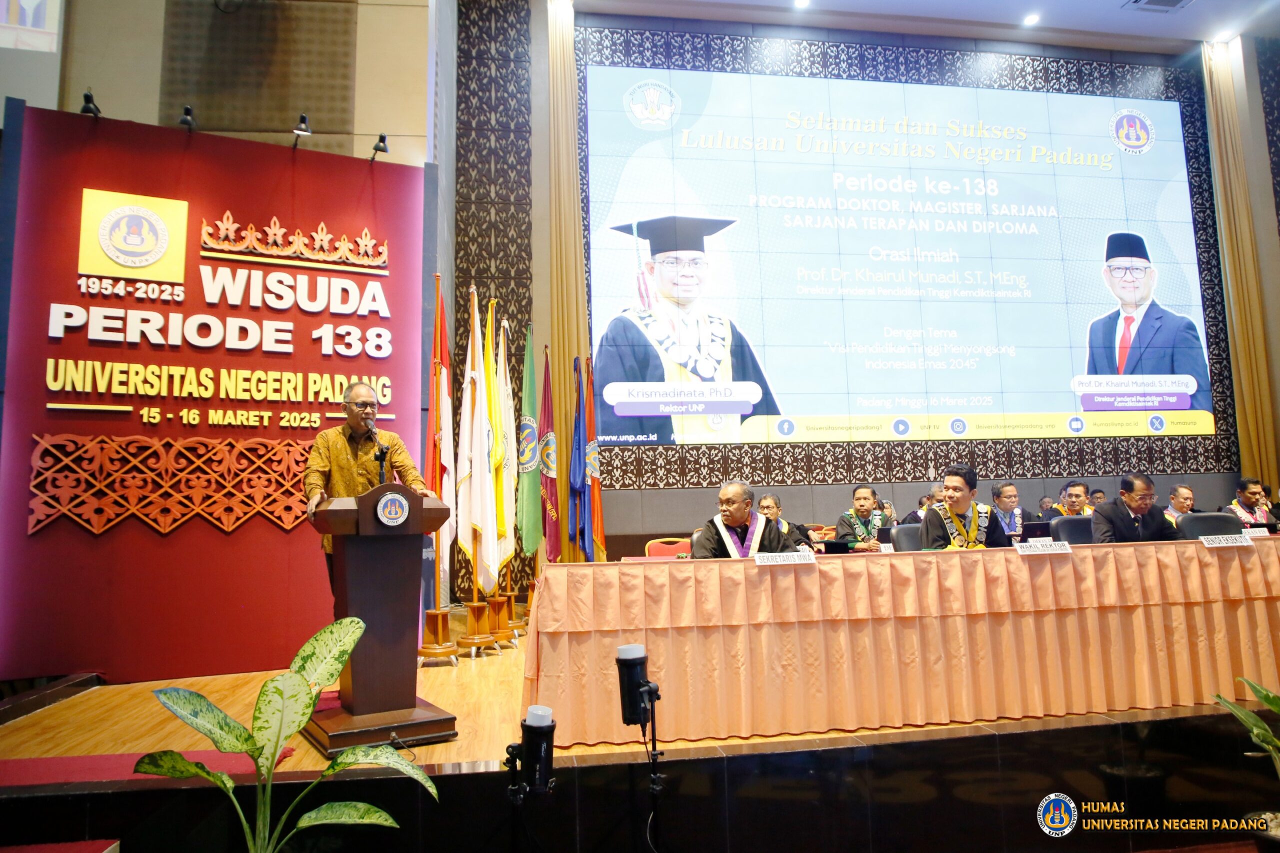Wisuda Universitas Negeri Padang ke-138 Hari Kedua, Dirjen Dikti Dukung Penguatan Riset dan Inovasi