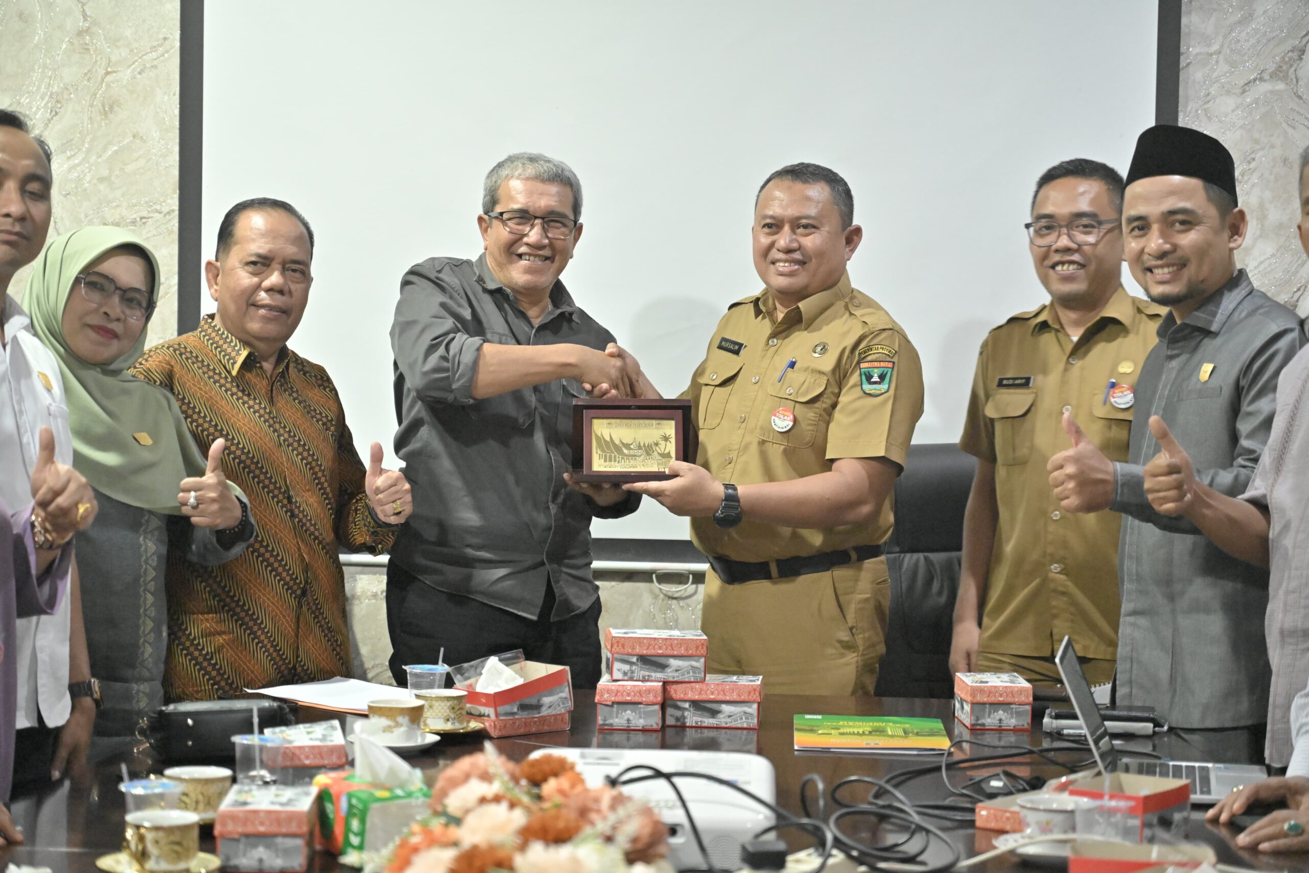 Dinilai Efektif Pengelolaan Kehumasan, Komisi 1 DPRD Tanah Datar Kunker ke Biro Adpim Provinsi Sumatera Barat