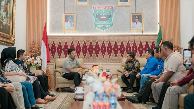 Himpunan Nelayan Seluruh Indonesia Sibolga-Tapanuli Tengah Apresiasi Vasko Ruseimy Tegas Tindak Praktik Penangkapan Ikan Ilegal