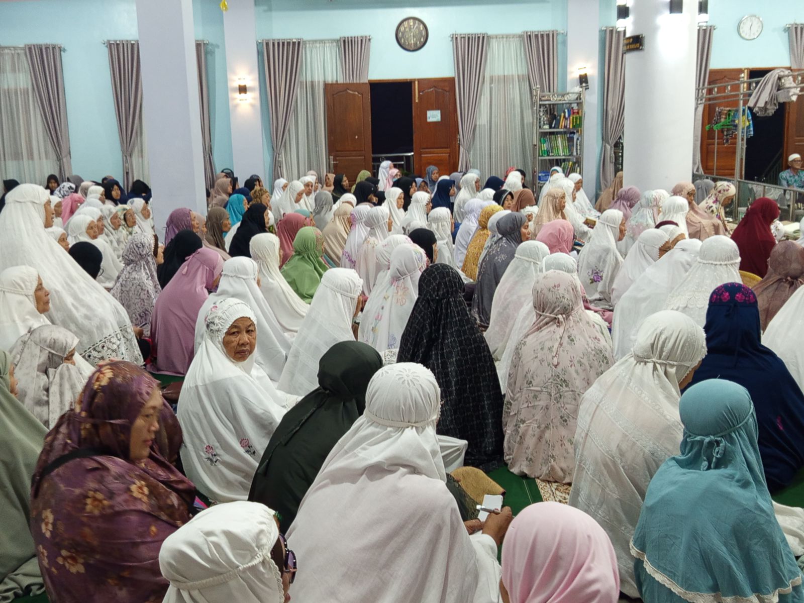 Jamaah Ramai Hadiri Kegiatan Subuh Mubarakah di Masjid Nurul Amri Padang Panjang
