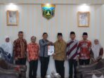 Pemerintah Kota Padang Panjang Terima Pengembalian Sisa Dana Hibah dari KPU dan Bawaslu